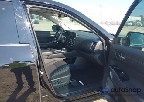 2024 Nissan Pathfinder Sl Fwd z USA, uszkodzony, nr VIN 5N1DR3CB7RC232477